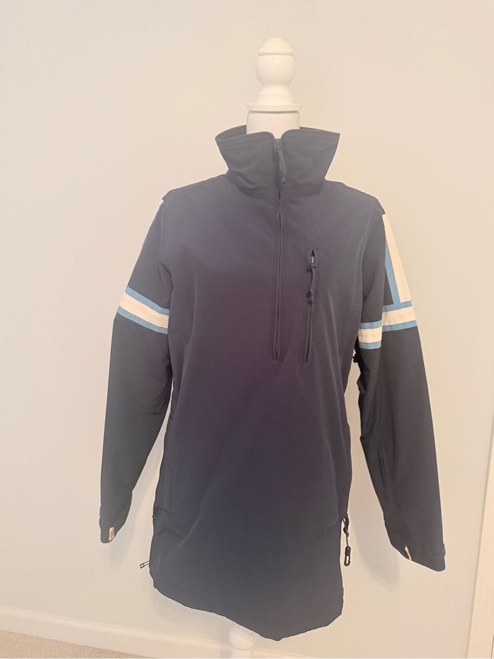 Gently Worn - Men's Burton Snowboading/Ski Jacket